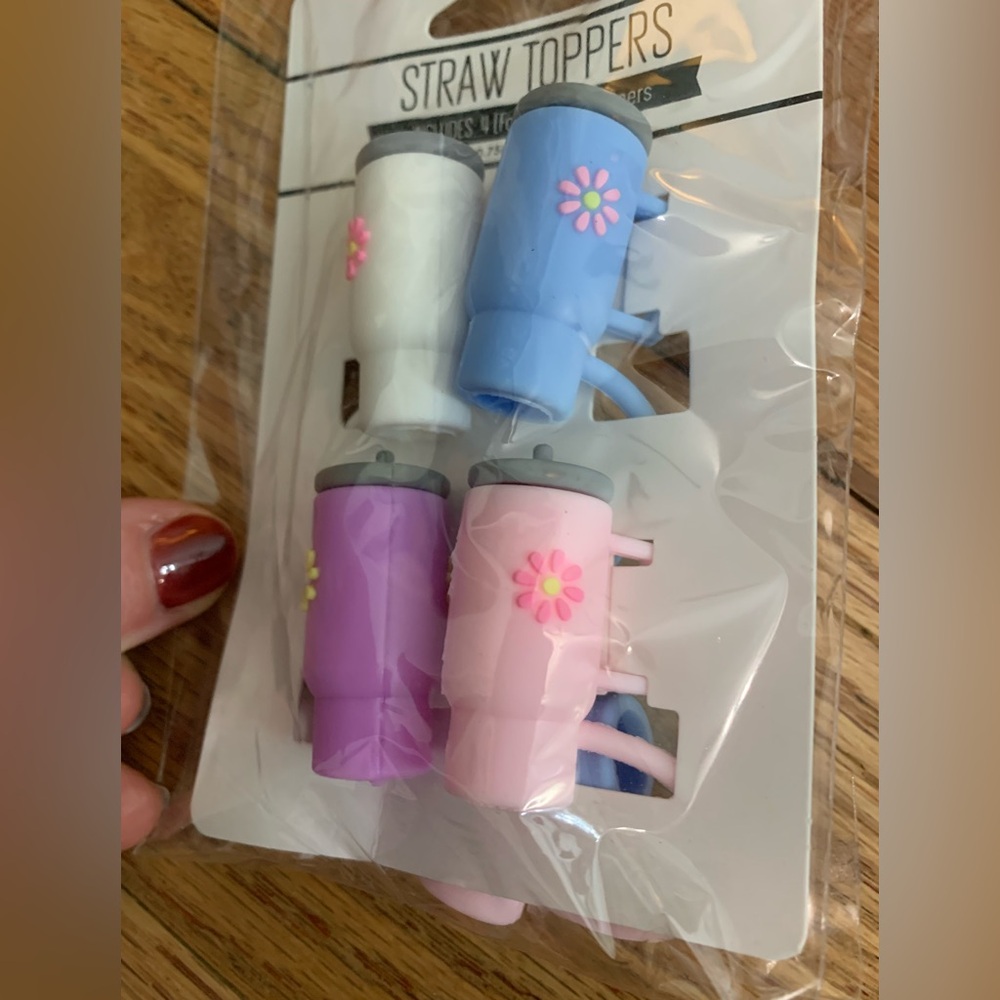 Straw Toppers - Picture 2 of 4